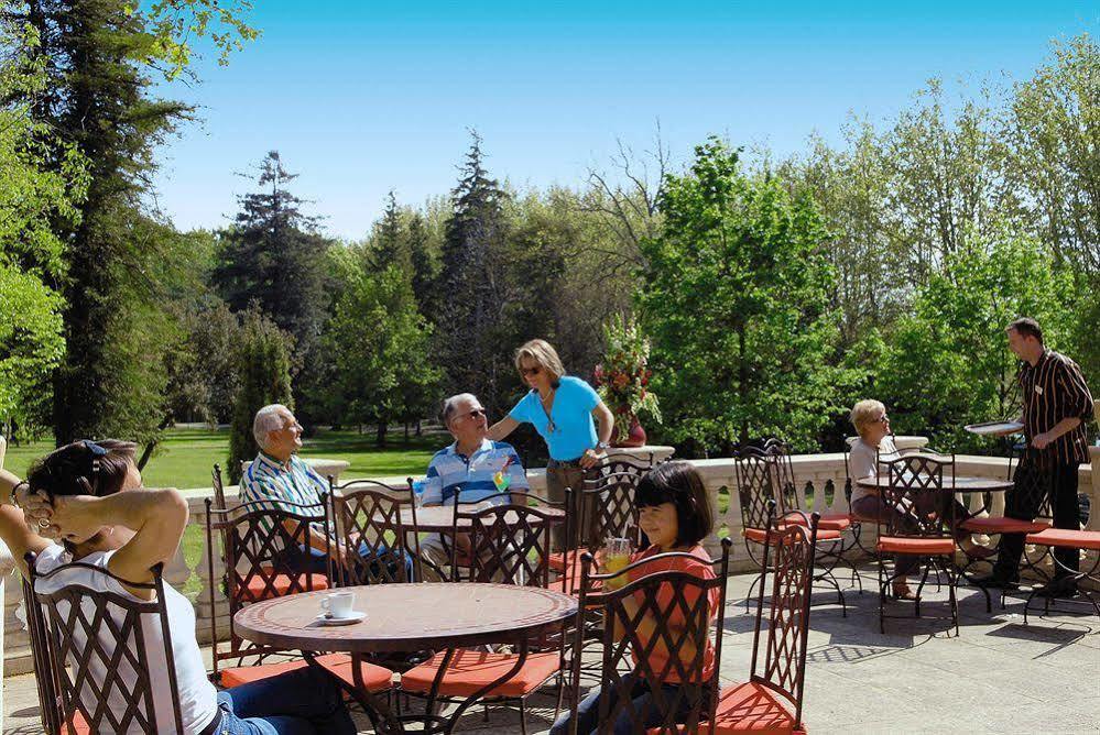 Belambra Clubs L'Isle Sur La Sorgue - Domaine De Mousquety Hotel Exterior foto